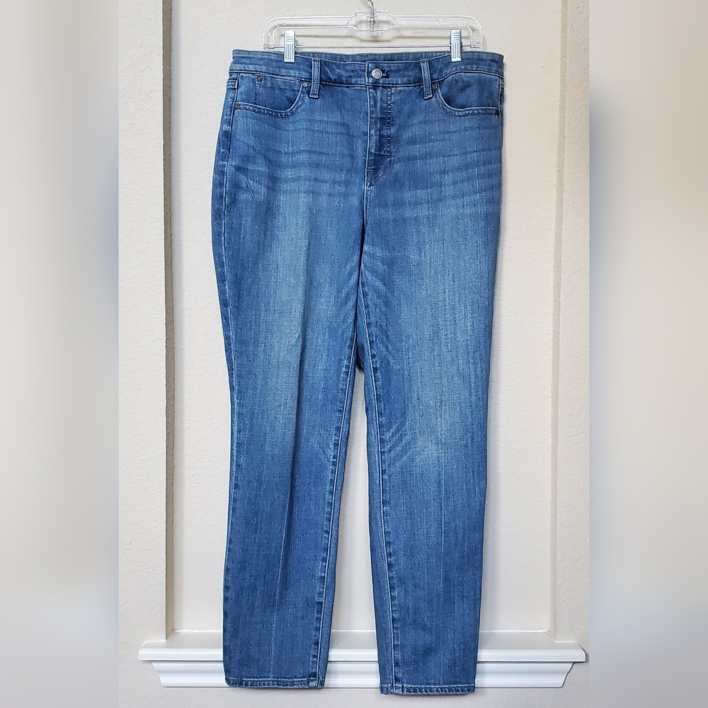 Talbots Women's Slim Ankle Jeans. Size 12